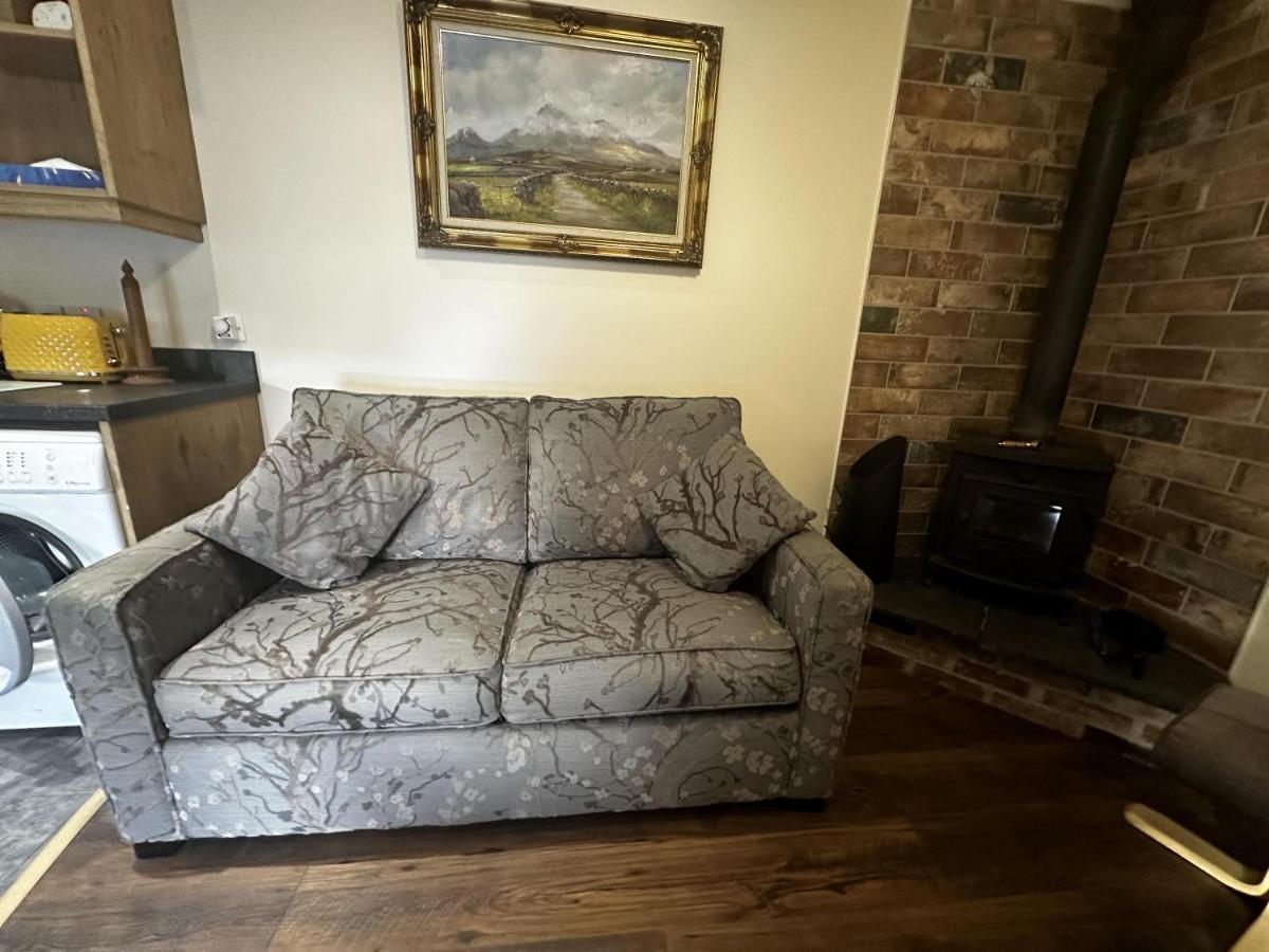 Cosy Barn Conversion In The Mournes Newry Eksteriør bilde